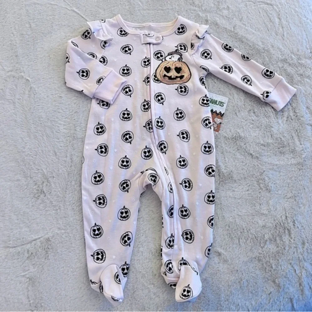 Peanuts/ snoopy pink Halloween sleeper size 3-6 months NWT